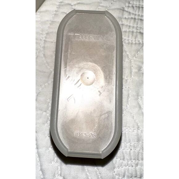 Tupperware Modular Double Flip Cap Spice Container Shakers (3) 1843 Beige Lids - Picture 4 of 5